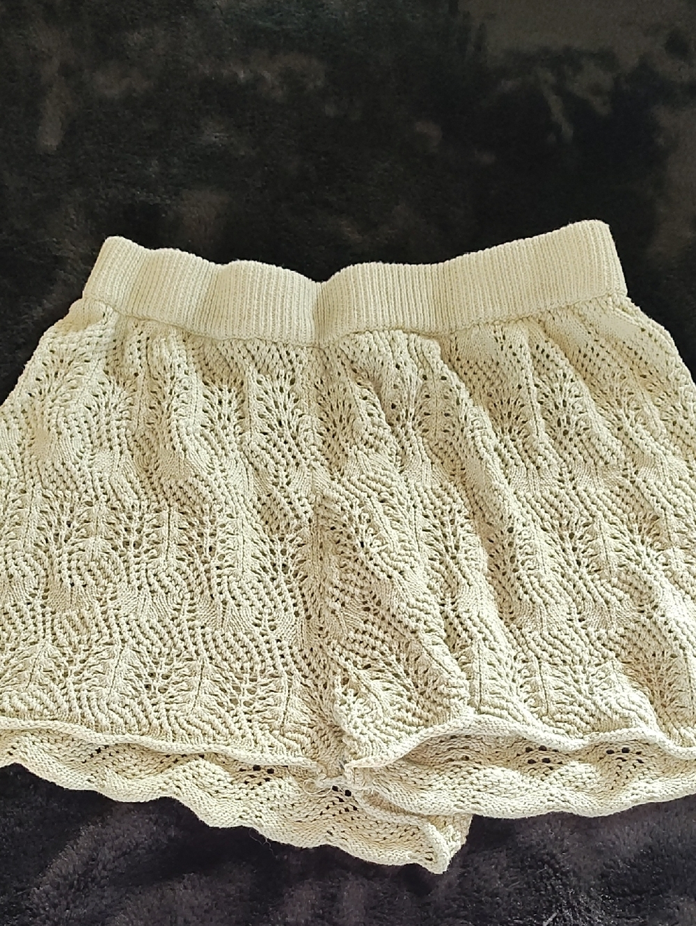 Princess Polly Cream Knit Shorts with Scalloped Hem